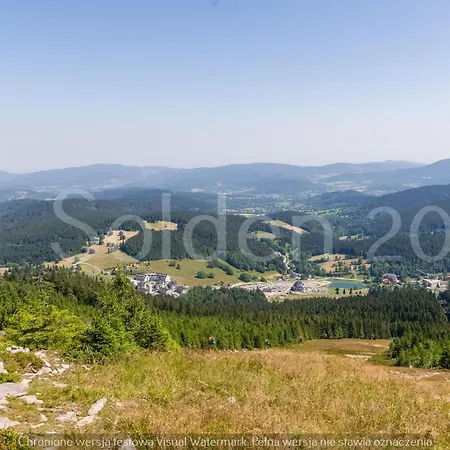 Czarna Gora Sol シェンナ