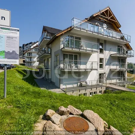 アパート Czarna Gora Sol シェンナ