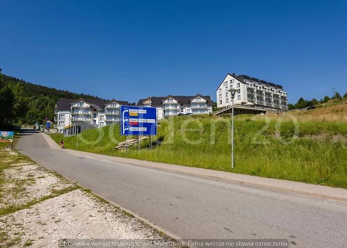 Czarna Gora Sol アパート *